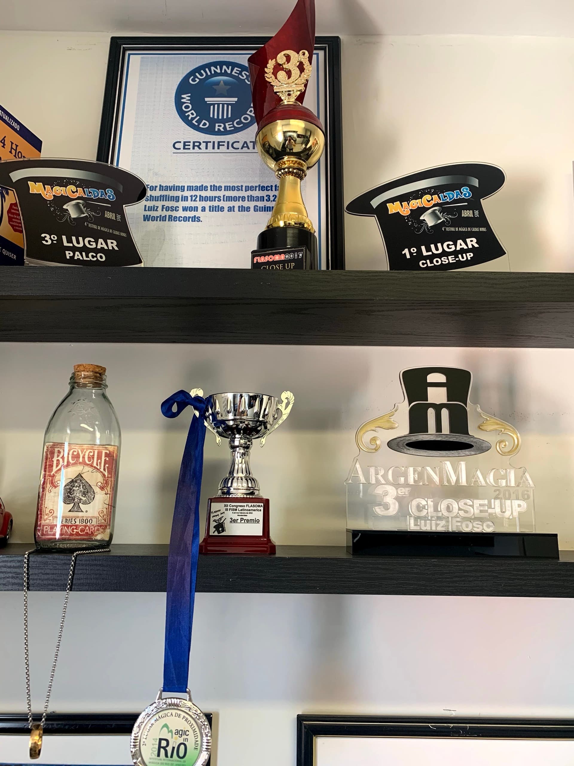 Troféus de premiações internacionais de ilusionismo